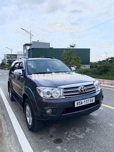 Toyota Fortuner 2009 2.5G - 145000 km