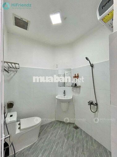 PHÒNG CHO THUÊ, CÓ GÁC, CỬA SỔ ĐÓN NẮNG TẠI KHU SÂN BAY TÂN SƠN NHẤT