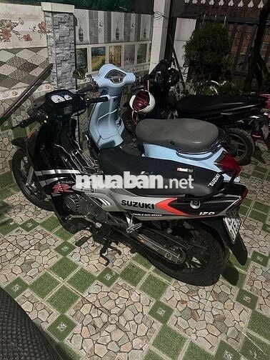 Suzuki satria2000
