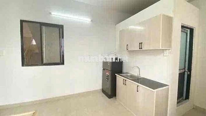 🏠Phòng Ban Công Cửa Sổ - Ngay nguyễn Xí - Phạm Văn Đồng - Bình Thạnh