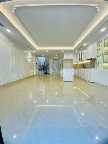 Bán Tòa Nhà Tam Trinh, Hoàng Mai 74m, 7 tầng, mt 5.5m, giá 29.5 tỷ.