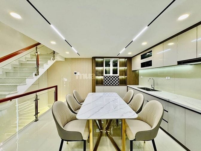 Nhà đẹp tìm chủ Hồ Biểu Chánh P11 Q Phú Nhuận 33m2,3 PN,Sổ hồng riêng 