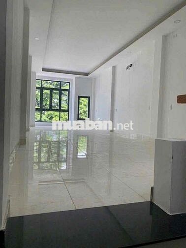 cho Thue nha 1t2l p hoá an d xe hơi rộng rãi 3 p ngủ khu vực an ninh