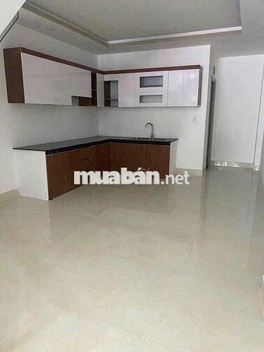 cho Thue nha 1t2l p hoá an d xe hơi rộng rãi 3 p ngủ khu vực an ninh