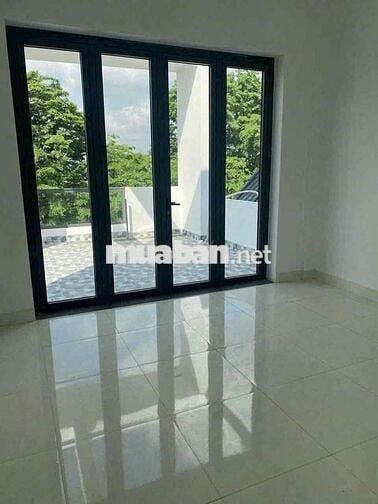 cho Thue nha 1t2l p hoá an d xe hơi rộng rãi 3 p ngủ khu vực an ninh