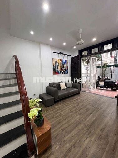 Giảm chào 500 triệu bán nhà Ngô Quyền Hà Đông 36m, 4 tầng ô tô 9 tỷ 3