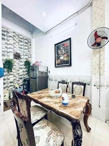 Gấp! Bán nhà 39m2 xây 2 tầng đường Kênh 19/5, Tân Phú. Gần Aeon Tân Ph