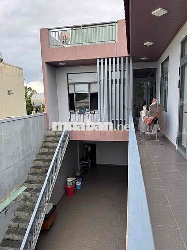 bán căn biệt thự Trần thủ độ gần Hội An  dt 450m2 đất ở có nhà yến