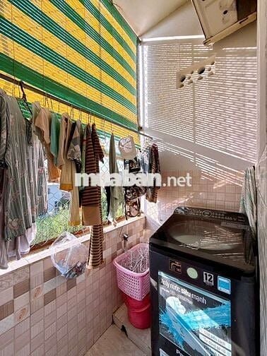 NHÀ TRỆT LẦU RỘNG RÃI - HẺM 379 TRẦN QUANG DIỆU