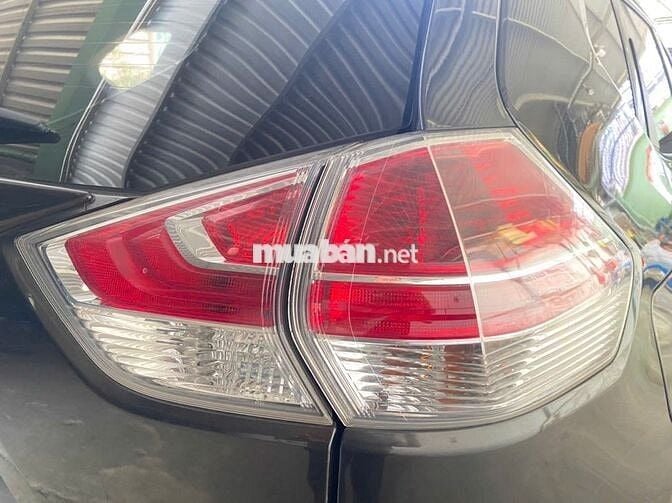 Xe lướt bao đẹp Nissan X trail 2018 V-Series 2.0.