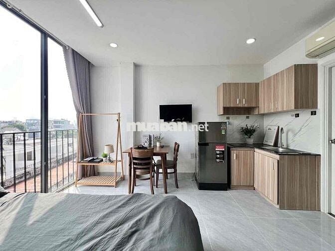 Studio ban công rộng – full nội thất – gần ĐH Công Nghiệp, VLU