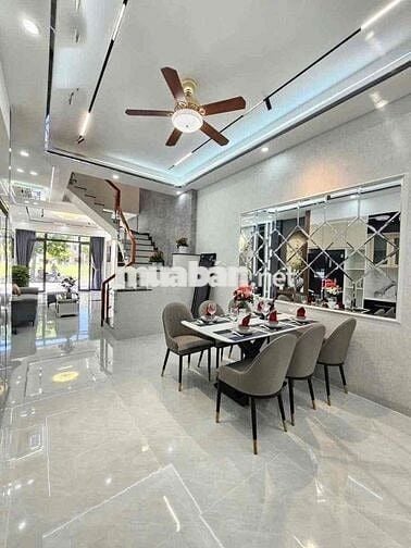 nhà hoàn công . full nội thất ,sân ô tô an phú thuận an bình dương