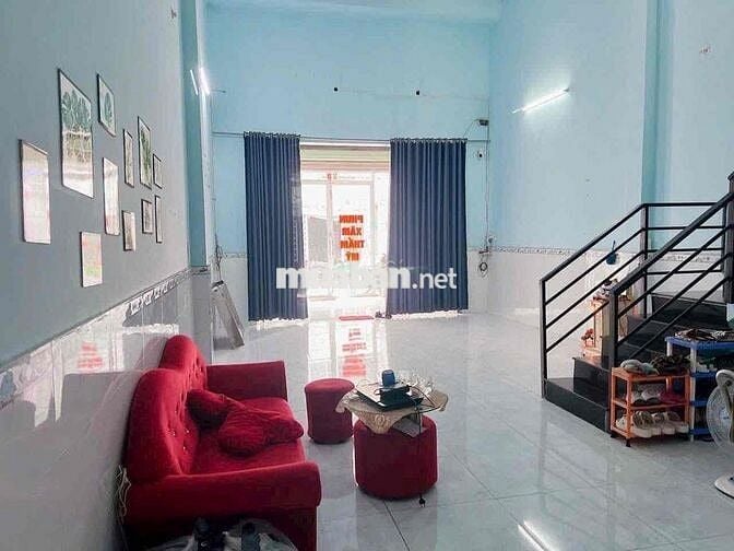 Nhà Mặt Tiền 720triệu cho thuê 8 Triệu/tháng Ngay Chợ Ở Bình Chánh