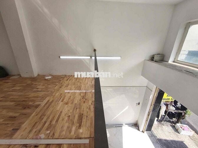 MBKD NGAY MẶT TIỀN ĐƯỜNG RỘNG 40m2 PHÙ HỢP KINH DOANH
