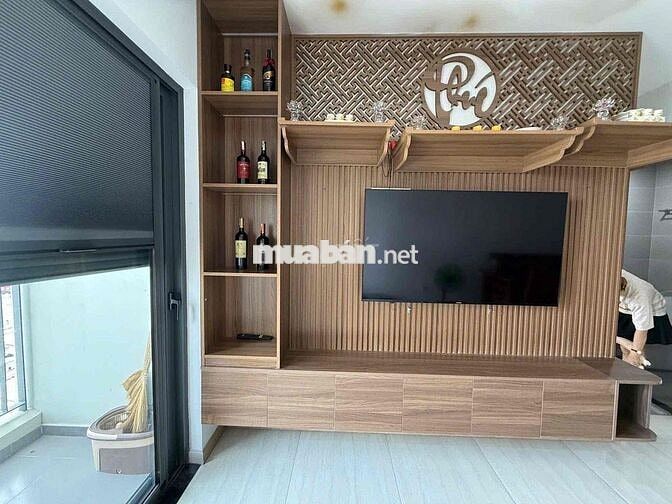 Cần pass lại phòng master bcons greenview cho nữ