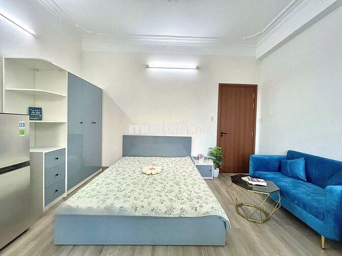 CĂN HỘ BAN CÔNG MÁY GIẶT RIÊNG_GẦN HÀNG XANH THỊ NGHÈ_GIÁP Q1 Q2