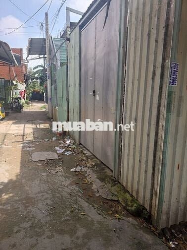 Bán gấp nhà tôn điện nước đầy đủ