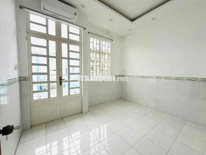 Cho Thuê Nhà 4 Phòng-Hẻm Xe Tải 1/ Phạm Văn Chí-Quận 6