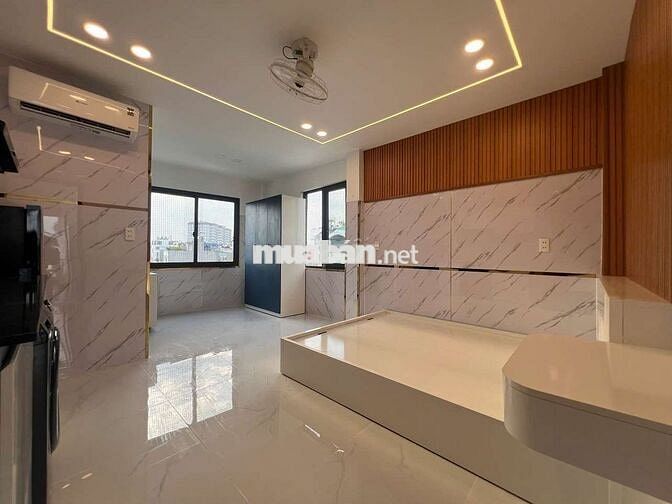 STUDIO CỬA SỔ TRỜI BAN CÔNG NEW FULL NT MÁY GIẶT RIÊNG PHẠM VĂN CHIÊU