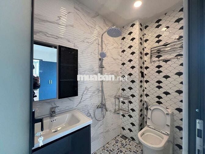 STUDIO CỬA SỔ TRỜI BAN CÔNG NEW FULL NT MÁY GIẶT RIÊNG PHẠM VĂN CHIÊU