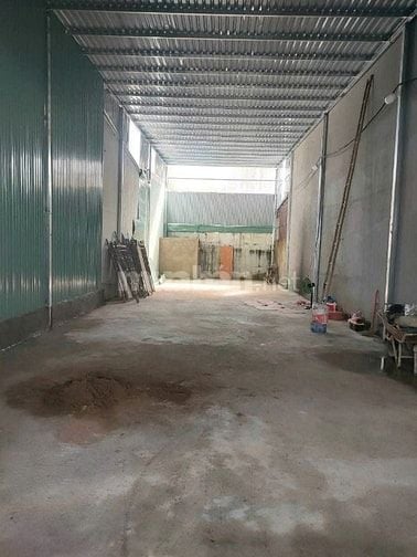 cần cho thuê kho 200m2 mặt tiền đường Đông Tác Dĩ An 