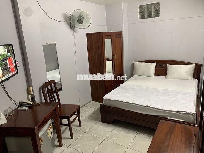 Cho thuê phòng trọ Quận 5-Mặt tiền đường