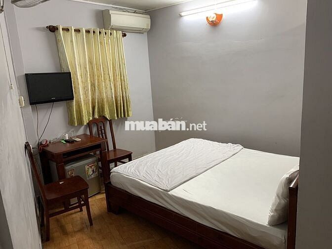 Cho thuê phòng trọ Quận 5-Mặt tiền đường