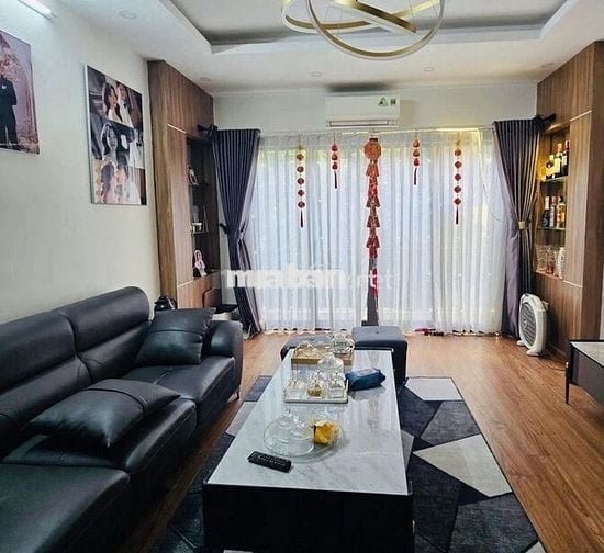 Mặt phố TT phố lụa kinh doanh đa ngành nghề khu vực phát triển mạnh