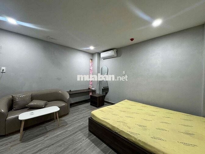 STUDIO MẶT TIỀN NGUYỄN THỊ MINH KHAI - Q3