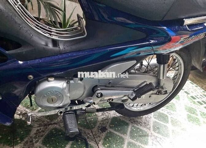 Honda Future 1 màu xanh zin 90 %