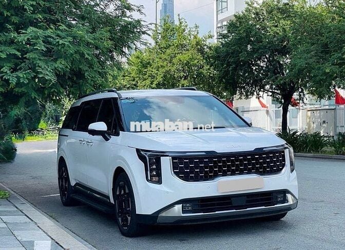 Kia Carnival Premium 2.2D 8S 2025 - 45000 km