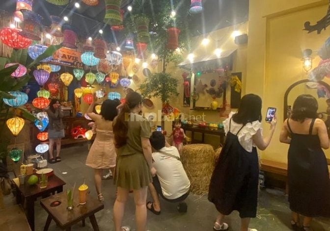 SANG QUÁN CF 8 X 30 VÀ 3 TÂNG LẦU ĐANG CHO THUÊ CHDV gò vấp 