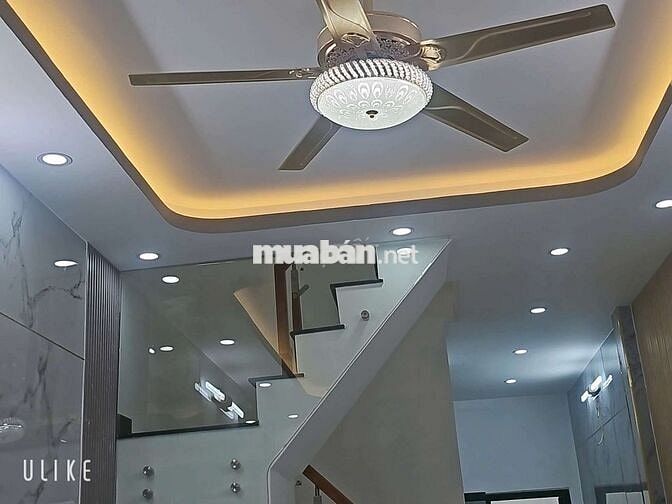 Hoa hồng giới thiệu ; Bán nhà 2 lầu , hẻm 5m ngay chợ bình long