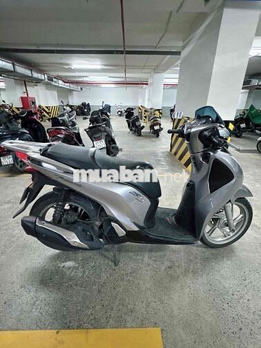 SH150i ABS - Màu bạc