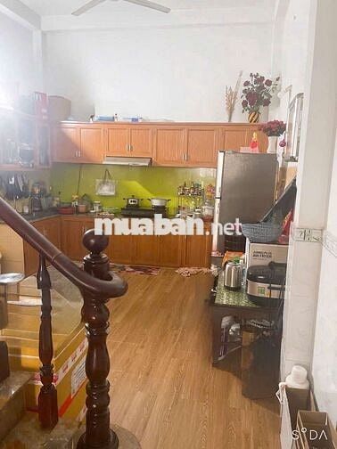 Cần bán gấp nhà P ĐHT .Q12.DT 4x12,5 .1trệt 2Lầu 3PN 2WS .