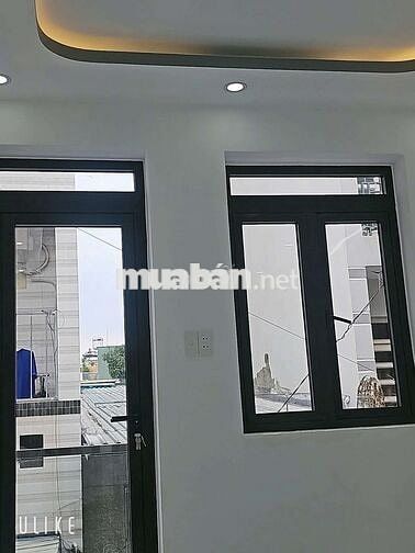 Hoa hồng giới thiệu ; Bán nhà 2 lầu , hẻm 5m ngay chợ bình long