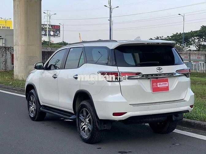Toyota Fortuner 2019 2.7V 4x2 AT - 7 chỗ gầm cao