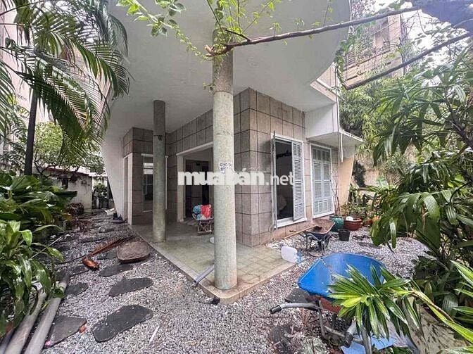 NGANG 9M, BIỆT THỰ SÂN VƯỜN, DTSD 700m2 TẠI HẺM 222 LÊ VĂN SỸ QUẬN 3