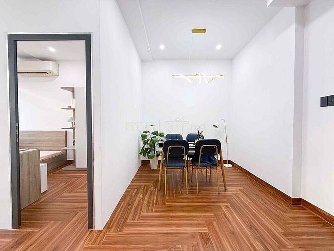 1PN BAN CÔNG LỚN TRUNG TÂM QUẬN 7. SÁT LOTTE, TDTU, RMIT, Q1, Q4, Q8