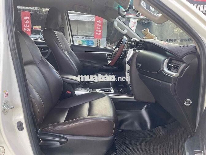 Toyota Fortuner 2019 2.7V 4x2 AT - 7 chỗ gầm cao