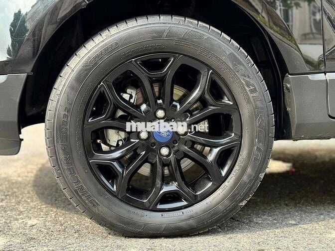 Ford EcoSport Black Edition 2017 chạy siêu ít