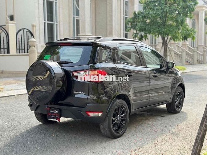 Ford EcoSport 2016 Titanium Black 1.5L AT - 17000