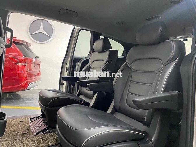 Hyundai Custin 2023 1.5 Tiêu chuẩn - 32000 km lươt