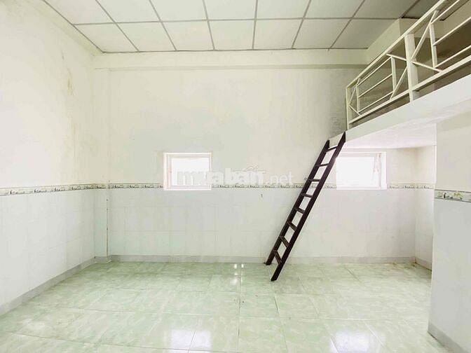 CHO THUÊ PHÒNG TRỌ CÓ GÁC CHỈ 2 🍠 NGAY MŨI TÀU LUỸ BÁN BÍCH - ÂU CƠ