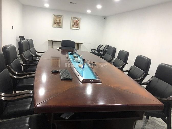 CHO THUÊ SHOWROOM MẶT TIỀN LÝ THƯỜNG KIỆT – 800M² – SÂN THƯỢNG – 4 WC 