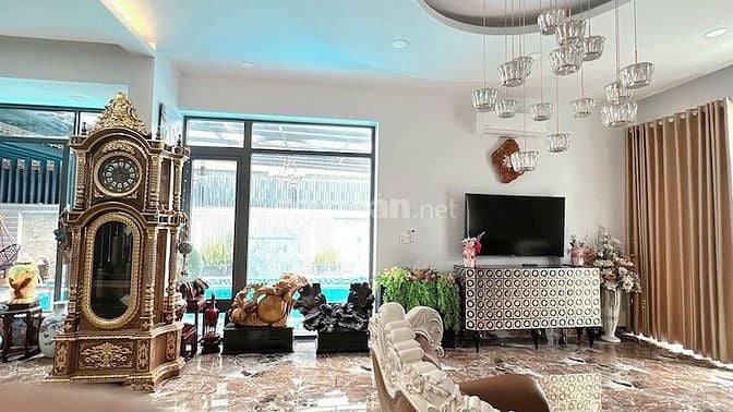 Bán villa Xuân Thủy Quận 2 – diện tích 380m², Hồ Bơi, khu compound