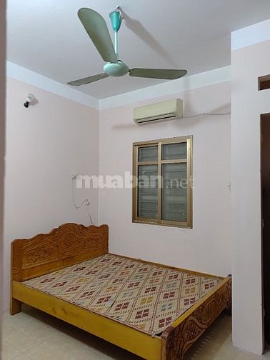 Cho thuê nhà riêng 3 tầng 3 phòng ngủ giá 7tr/tháng