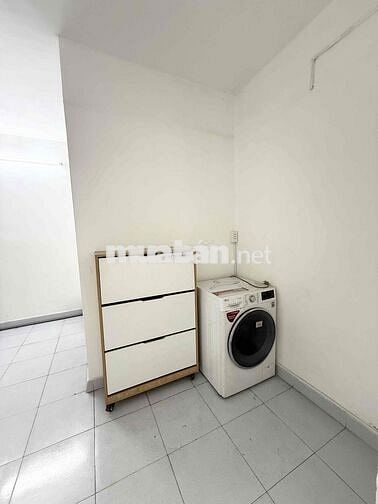 Cho thuê nhà mặt tiền Lạc Long Quân – 5x13.5m, 1 trệt 2 lầu, full nội