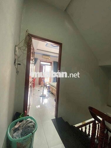 Cho thuê nhà 1 trệt 1 lầu Phường Đông hoà