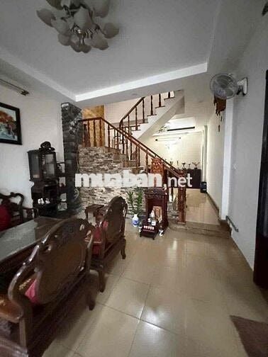 Bán nhà Khu Bàu Cát P12 Tân Bình. DT: 4m x 11m 4 tầng giá 6ty8